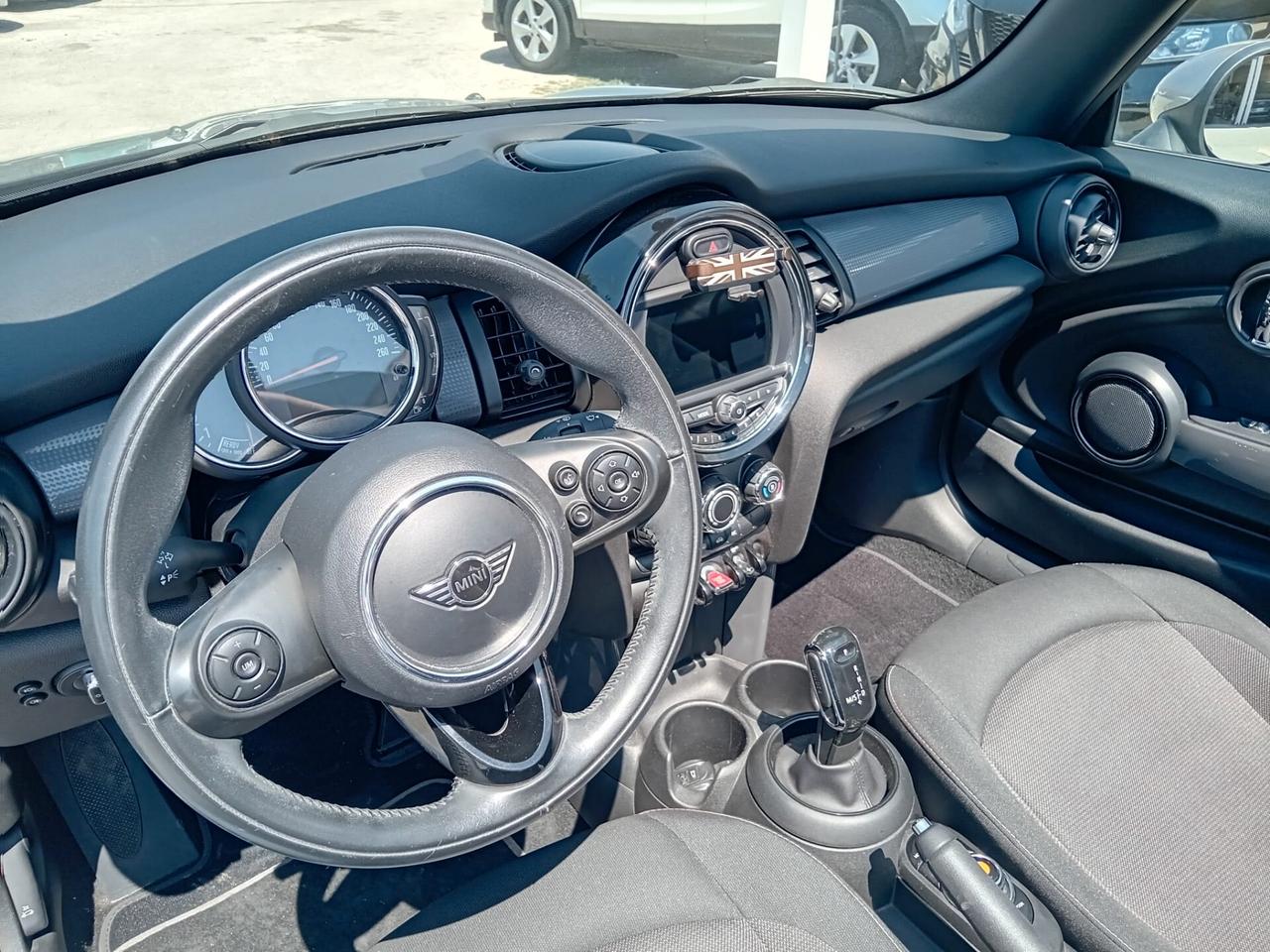 Mini Mini 1.5 Cooper D Hype Cabrio