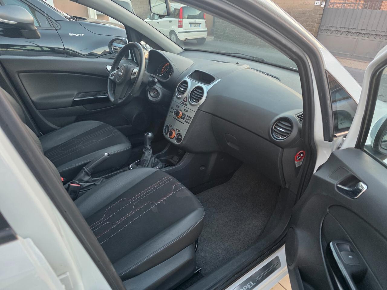 Opel Corsa 1.2 5 porte Elective