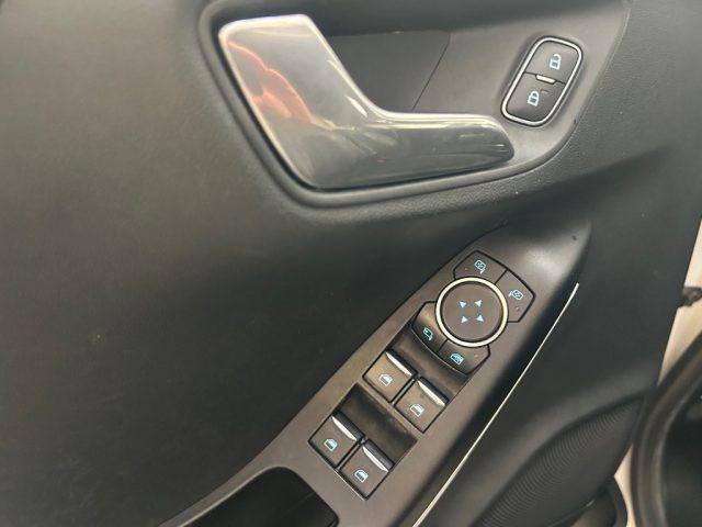 FORD Puma 1.0 EcoBoost Hybrid 155 CV S&S ST-Line Vignale