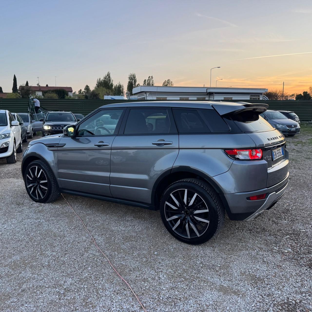 Land Rover Range Evoque 2.2 TD4 5p. Dynamic