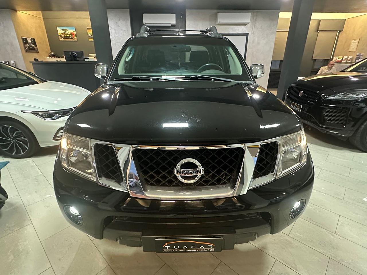 Nissan Navara LE 2.5 dCi #9334