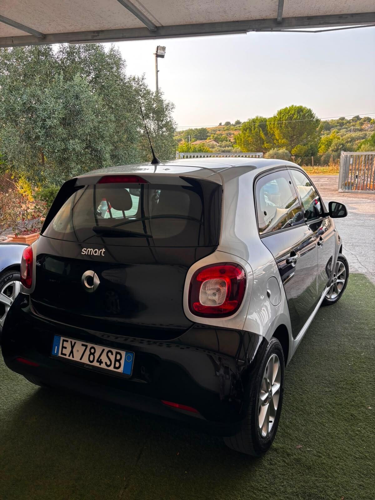 Smart ForFour 70 1.0 Proxy
