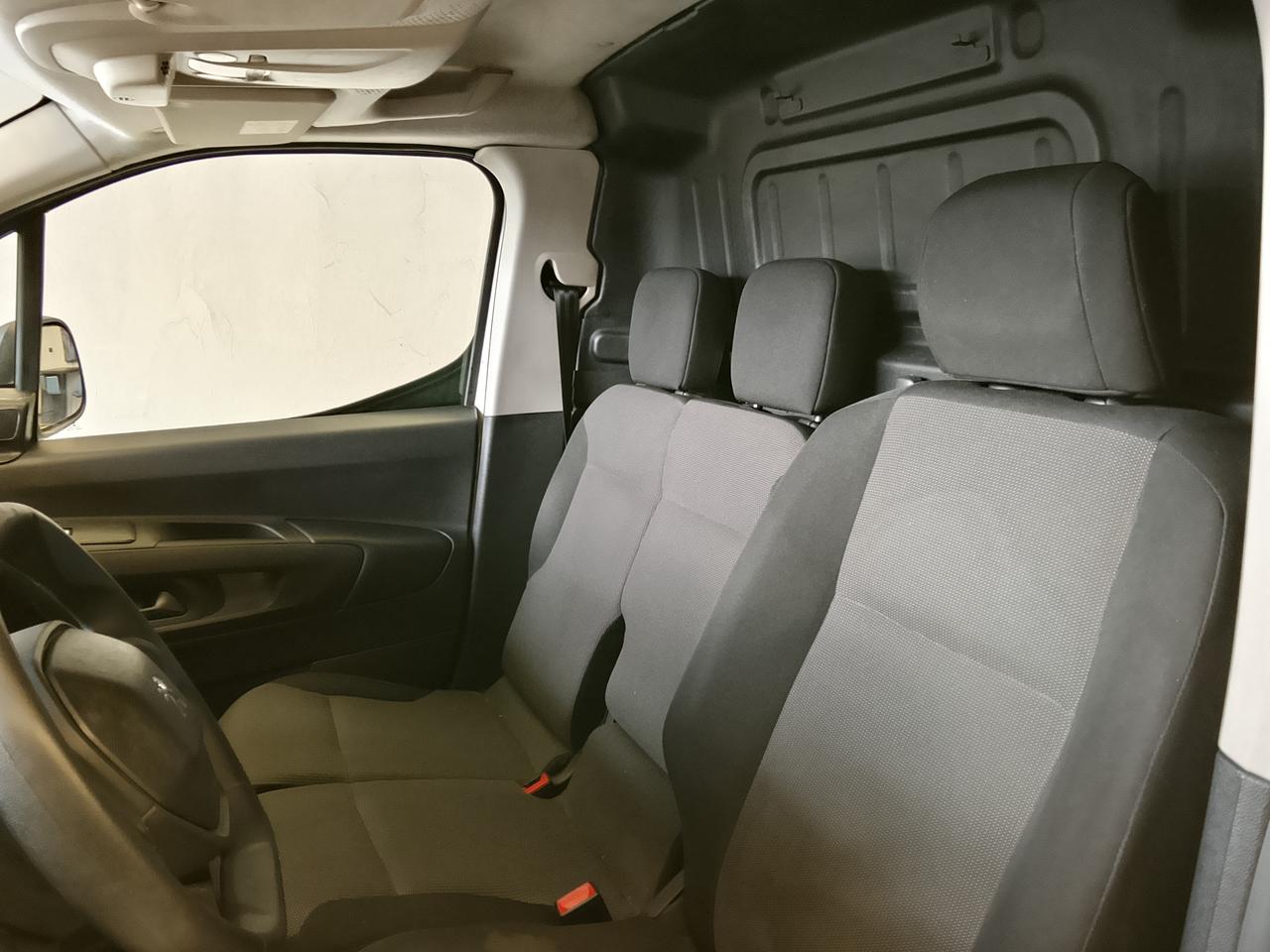 PEUGEOT Partner 2018 - Partner 1.5 bluehdi 100cv L2 Grip E6d