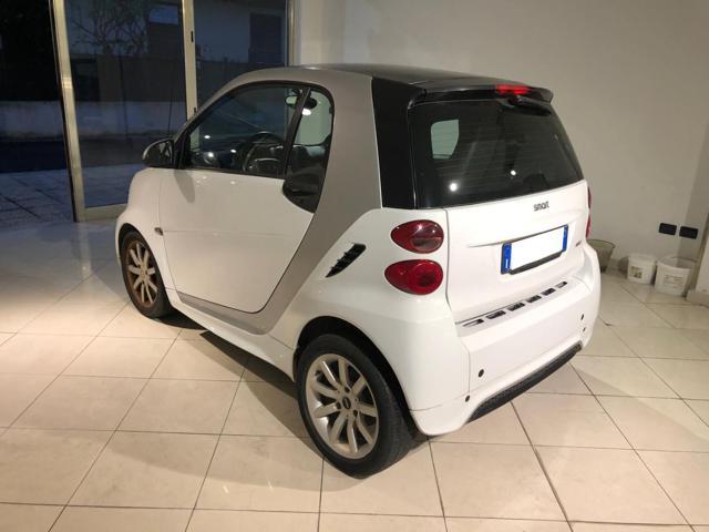 SMART ForTwo 1000 52 kW MHD coupé passion