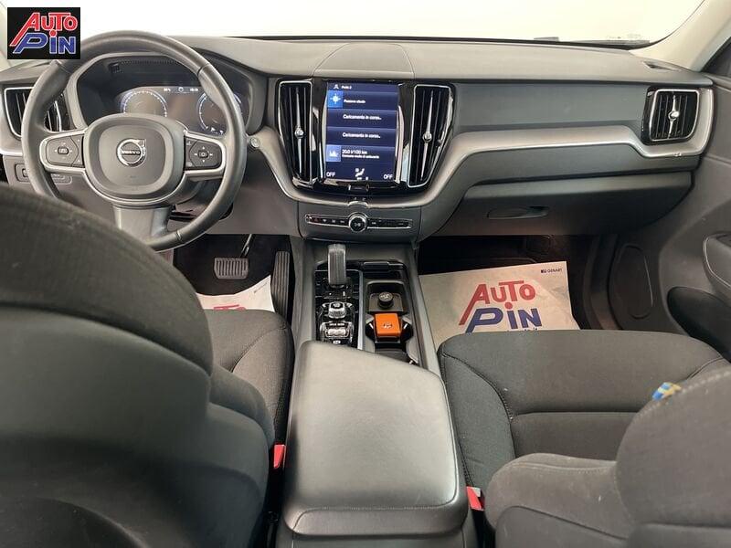 Volvo XC60 B4 (d) AWD Geartronic Business Hybrid