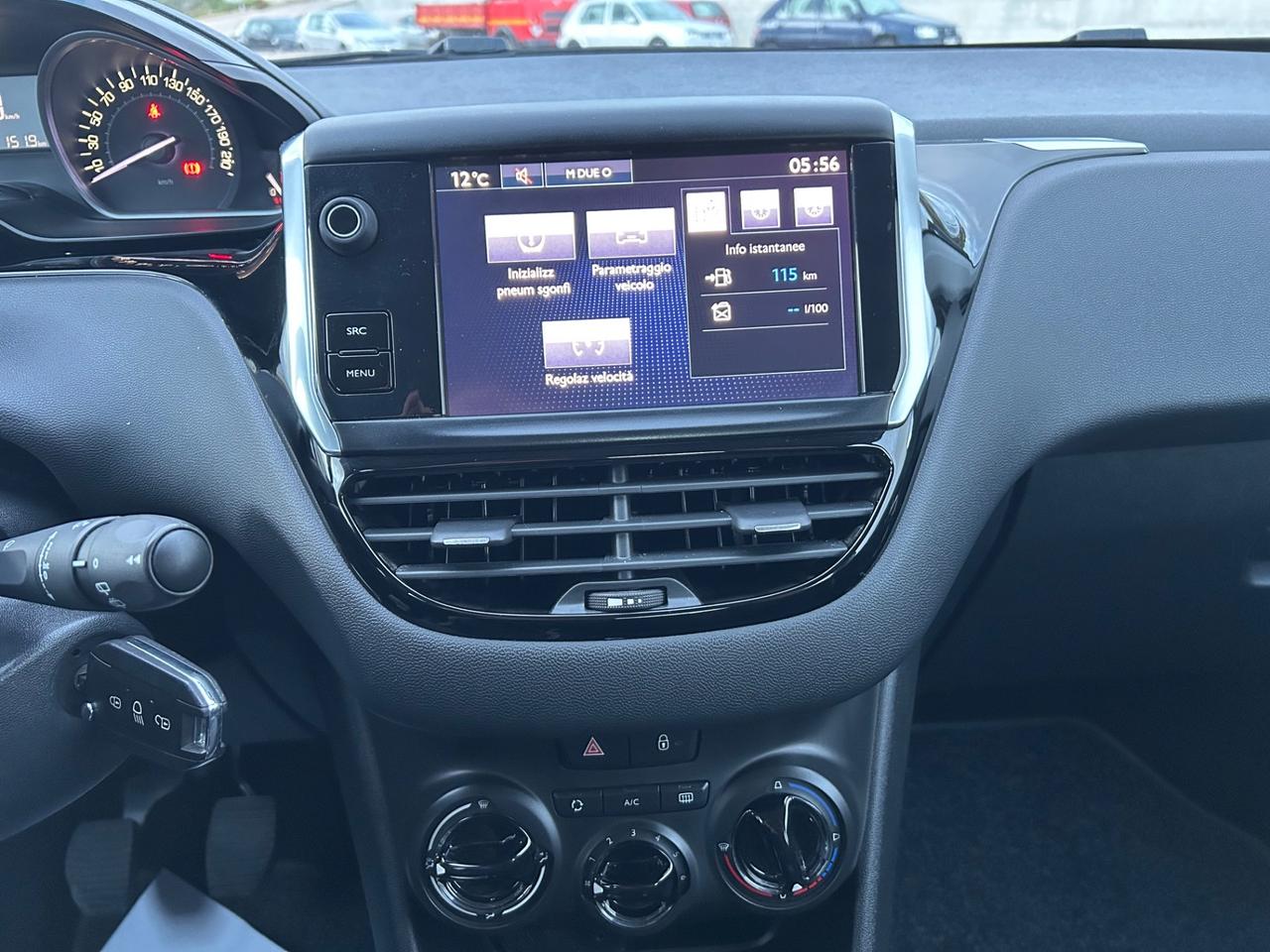 Peugeot 208 BlueHDi 75 S&S AUTOCARRO N1