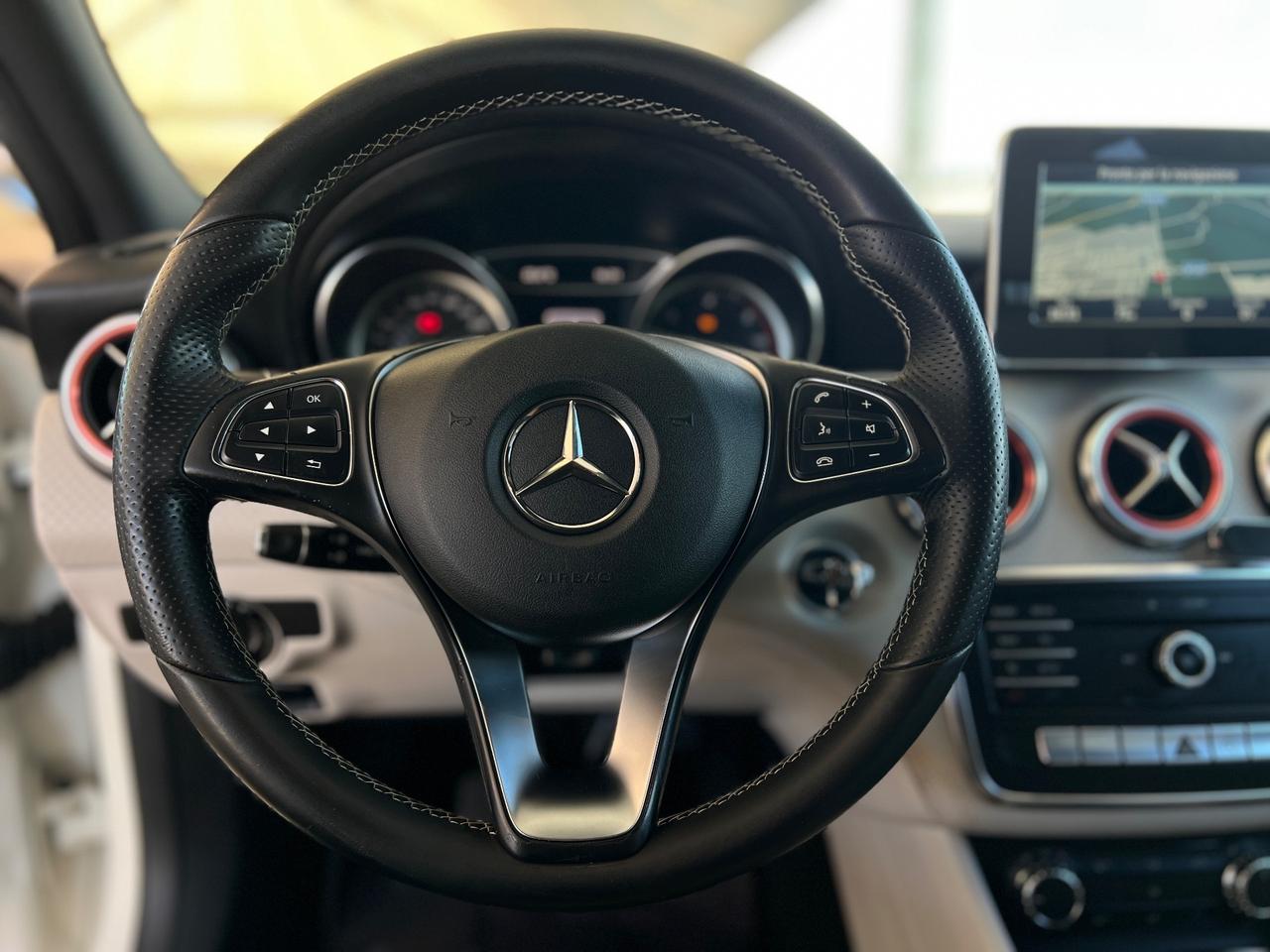 Mercedes-benz A 180 D 110 Cv Urban Style CRYSTAL GREY
