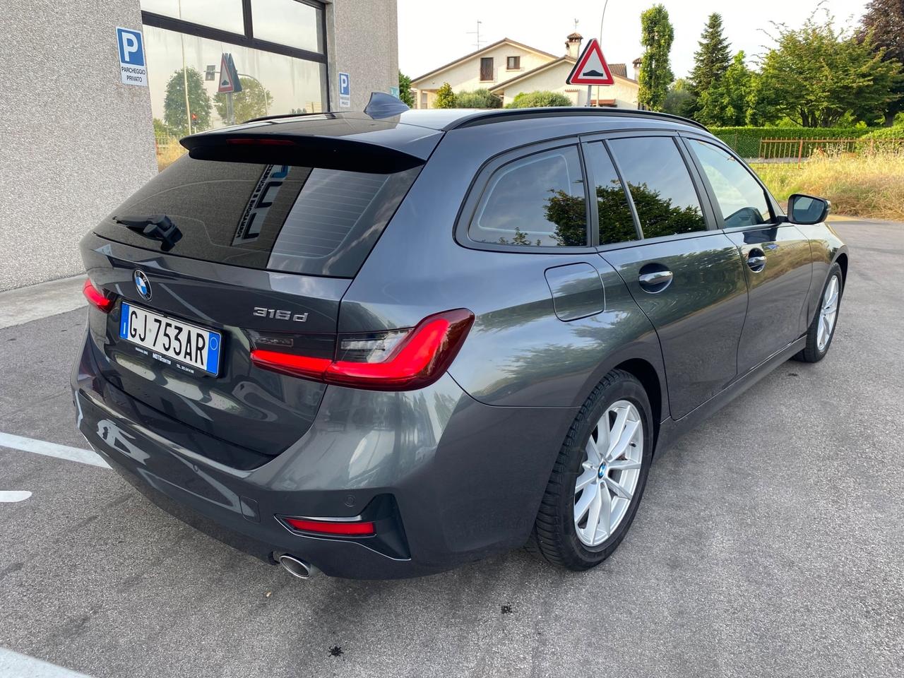 Bmw 316d 48V Touring Business Advantage