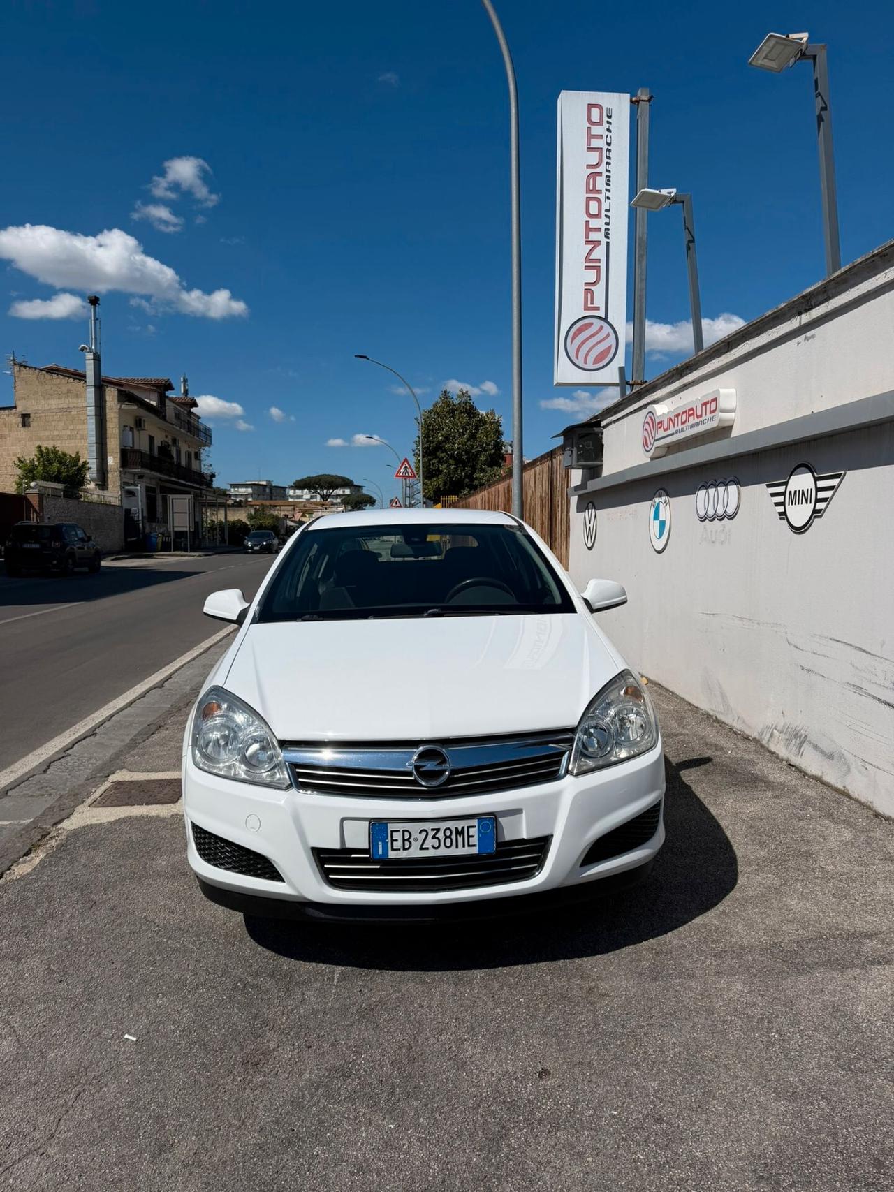 Opel Astra 1.4 16V GPL-TECH 5 porte Enjoy