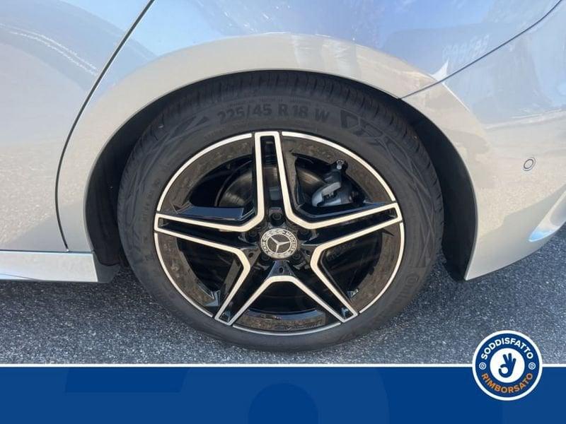 Mercedes-Benz Classe A 180d Automatic AMG Line Advanced Plus