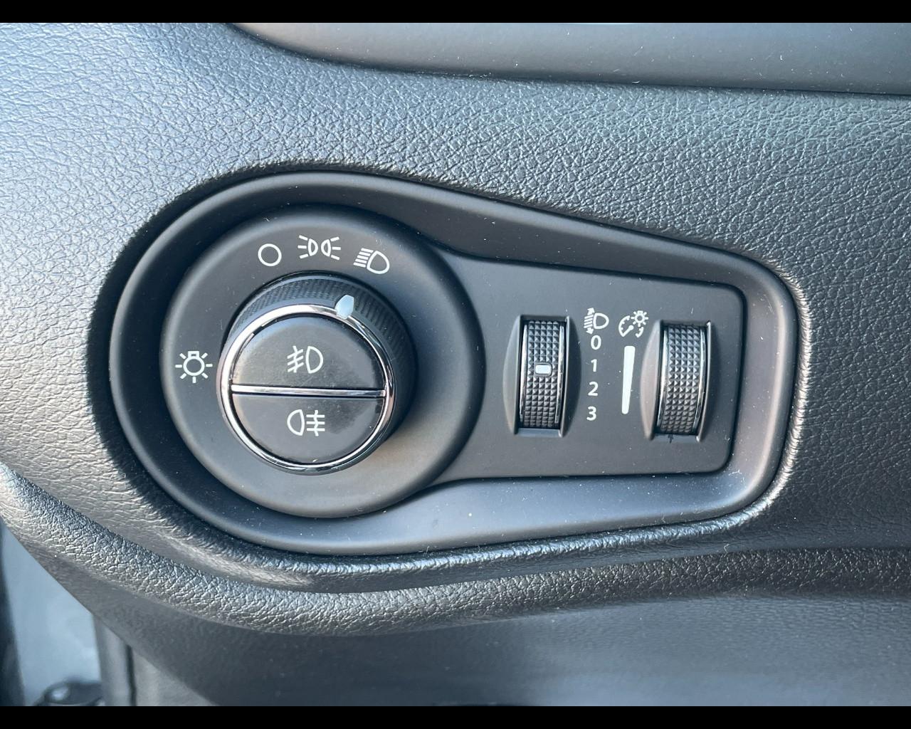 JEEP Renegade 2019 - Renegade 1.0 t3 Night Eagle 2wd