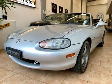 Mazda MX-5 MX-5 NB 1.6i 16v