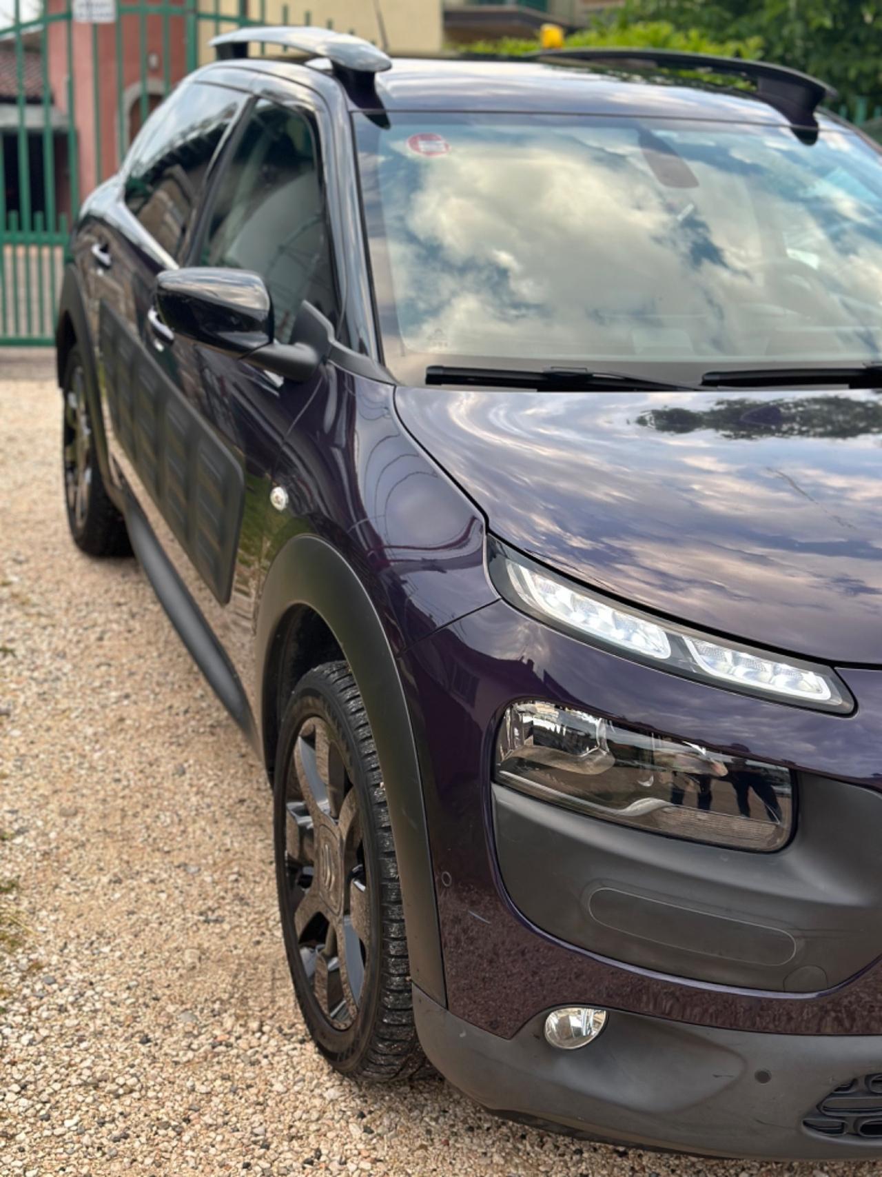 Citroen C4 CACTUS BLUEHDi 100 SHINE PANORAMA KMCERT