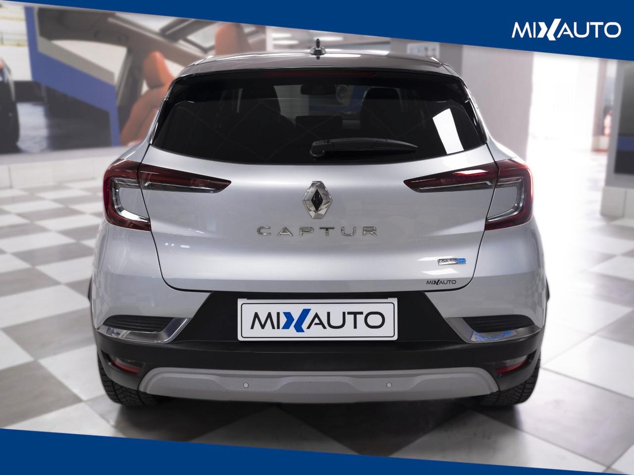 Renault Captur 1.6 E-Tech Full Hybrid Intens 145CV auto