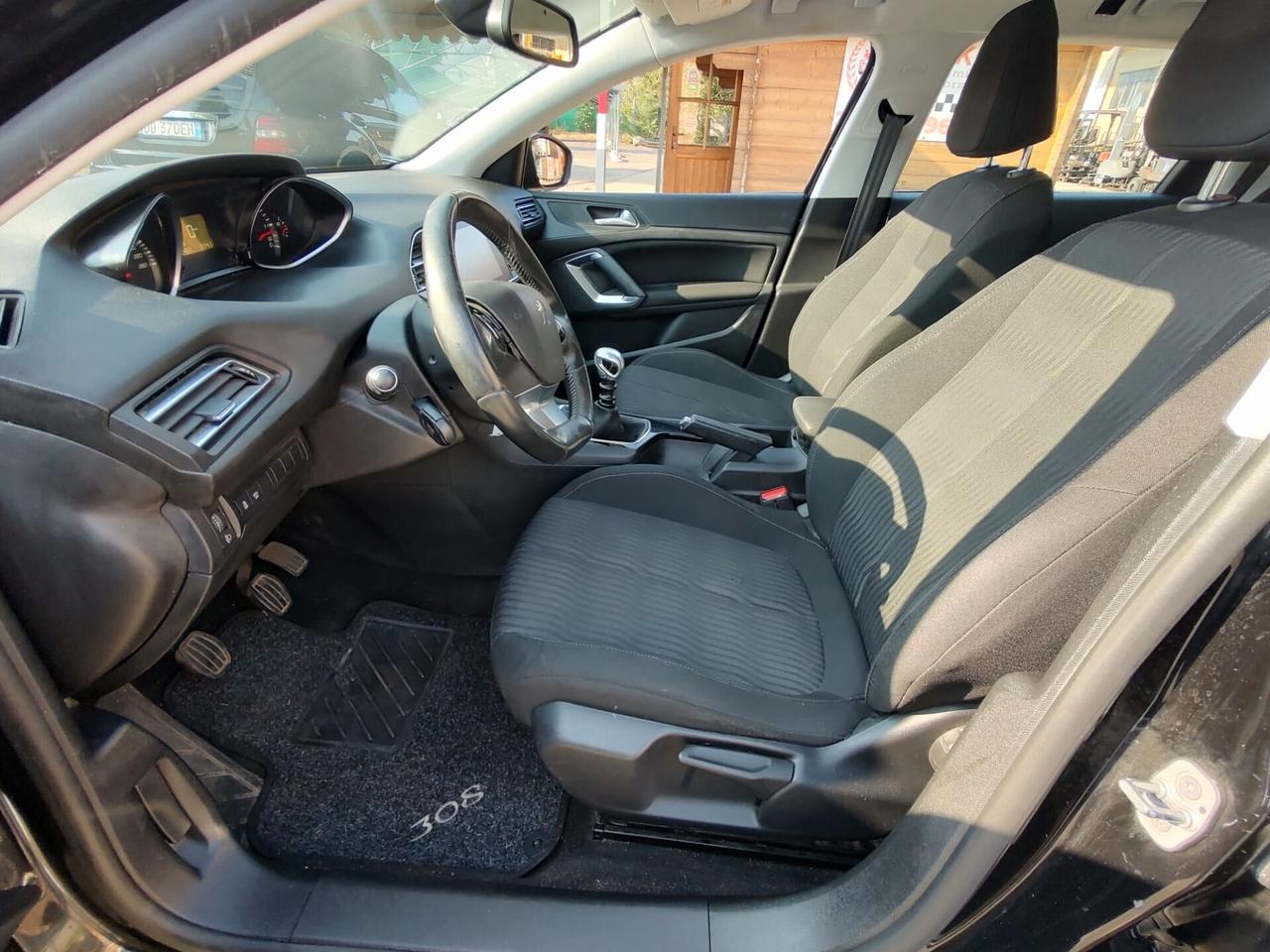 Peugeot 308 1.6 e-HDi 115 CV Stop&Start Allure