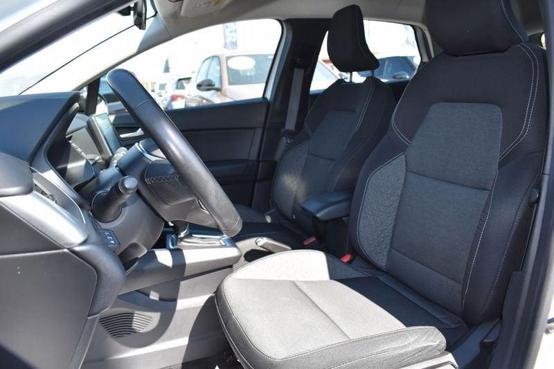 Renault Captur E-Tech hybrid 1.6 E-TECH HEV 145 EQUILIBRE AUTO