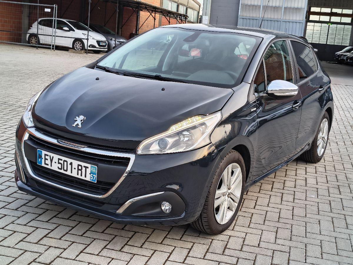 PEUGEOT - 208 - PureTech 82 5p. Allure
