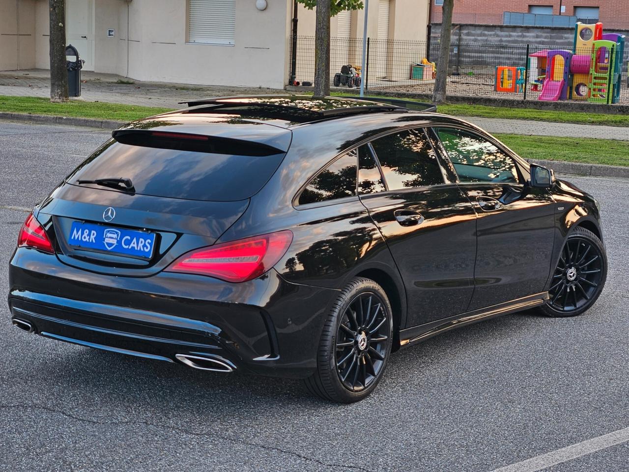 Mercedes-benz CLA 220 4MATIC PAK AMG TETTO