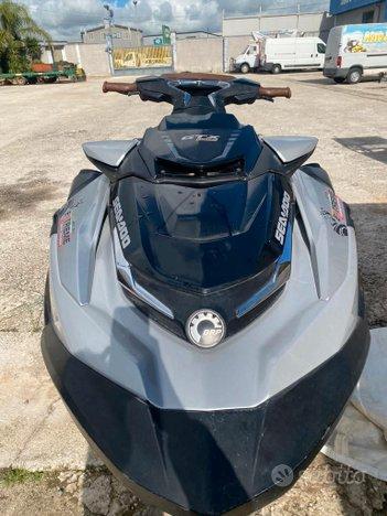 MOTO ACQUA Sea doo rxt2018