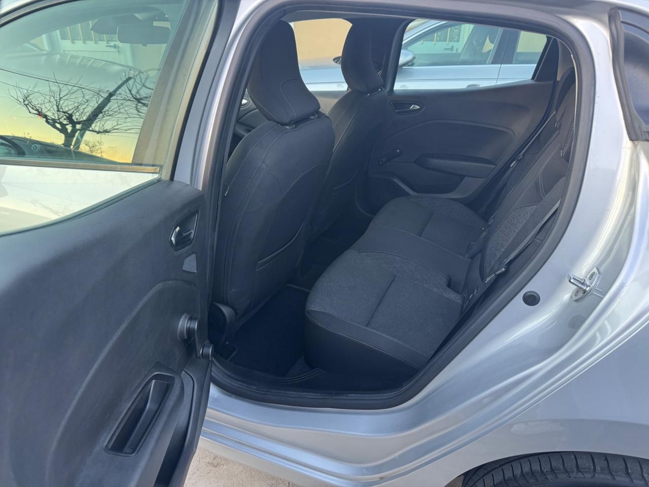 Clio Blue dCi 85 CV 5 porte Intens Full optional