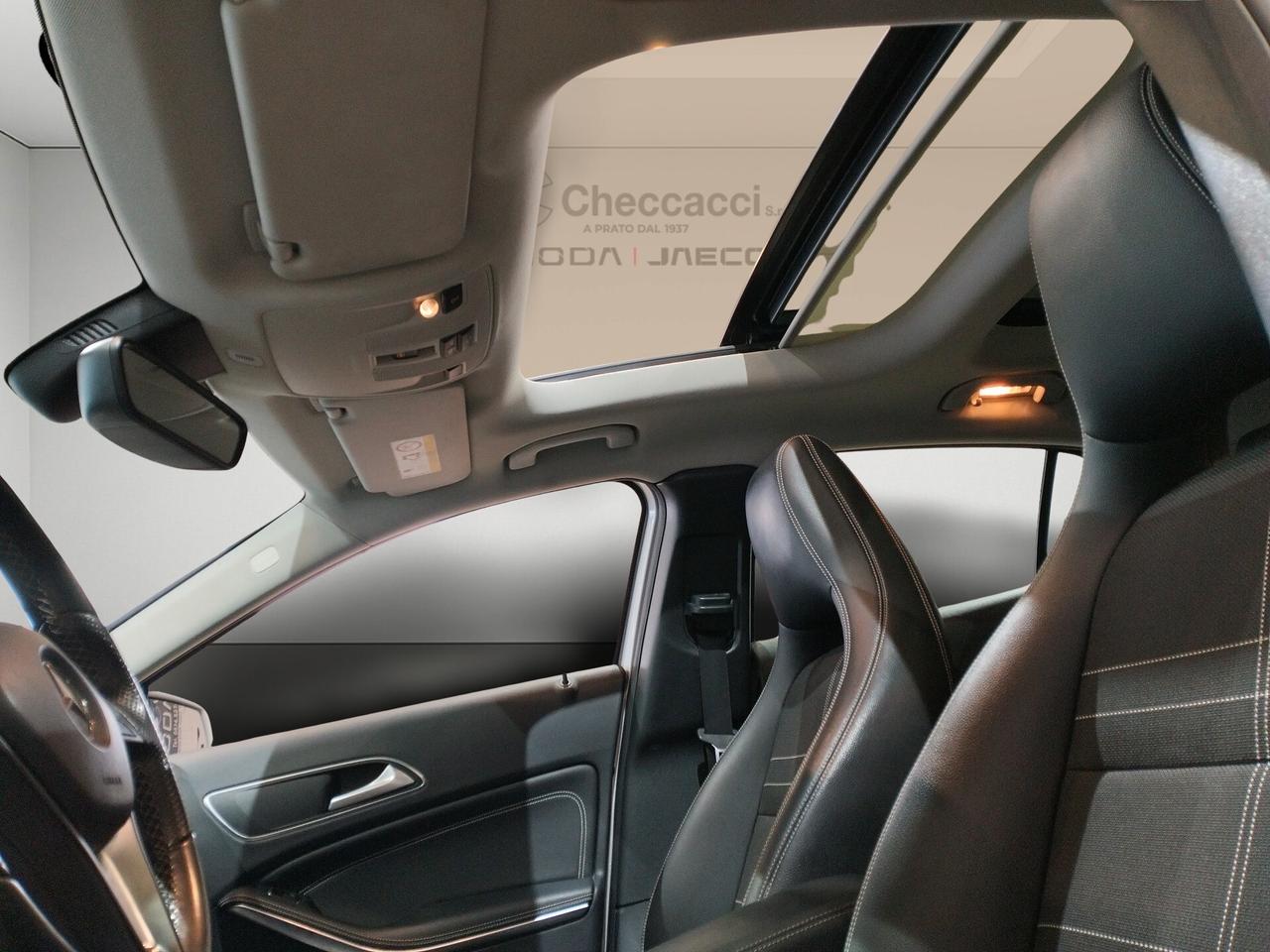Mercedes-Benz GLA 220 d Sport 170cv auto *TETTO APRIBILE*
