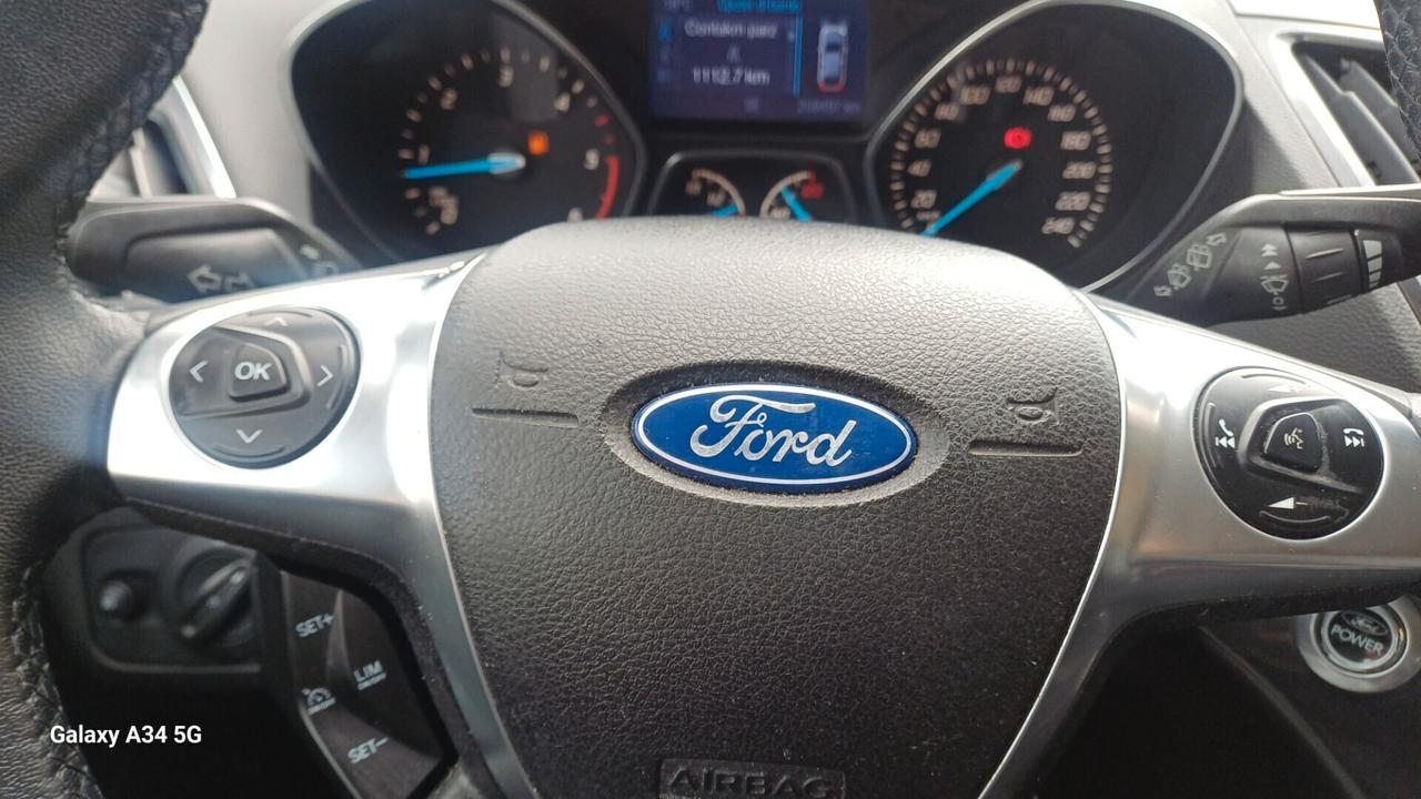 Ford Kuga 2.0 TDCI 140 CV 4WD Titanium