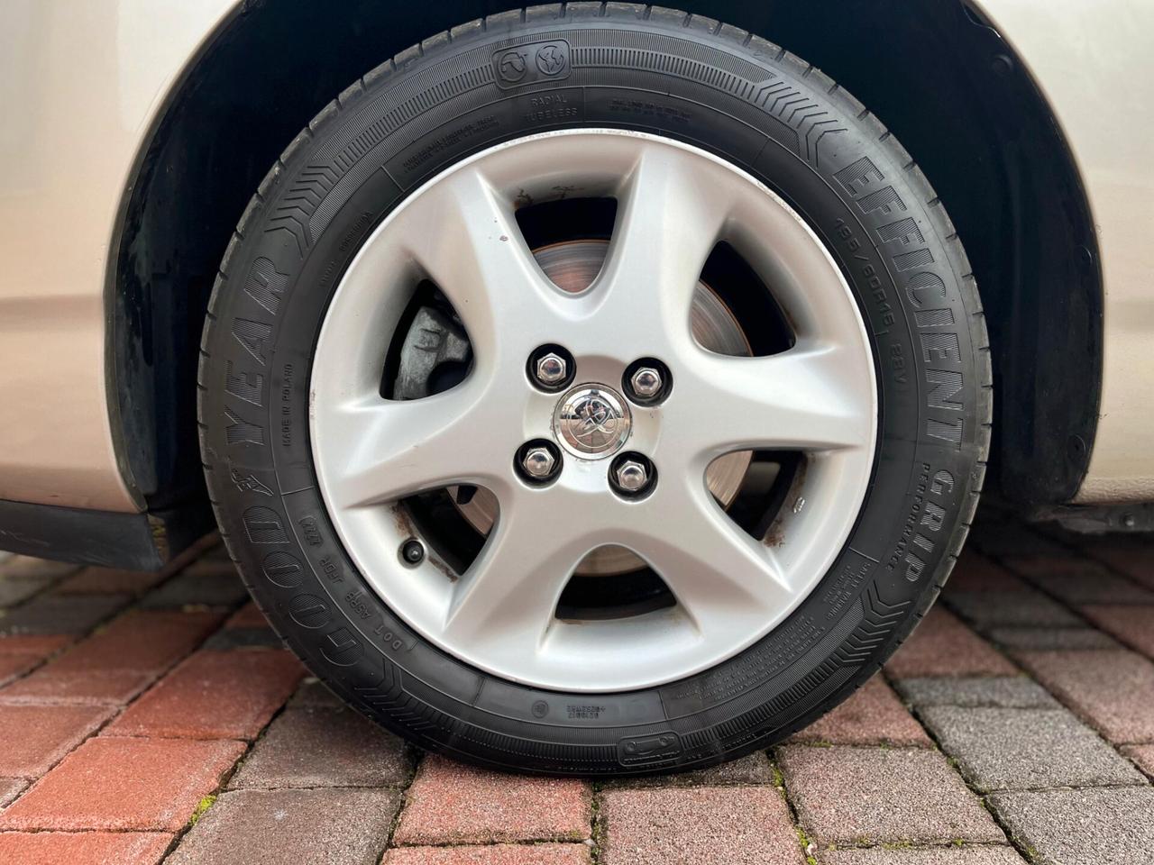 Toyota Corolla Verso 1.8