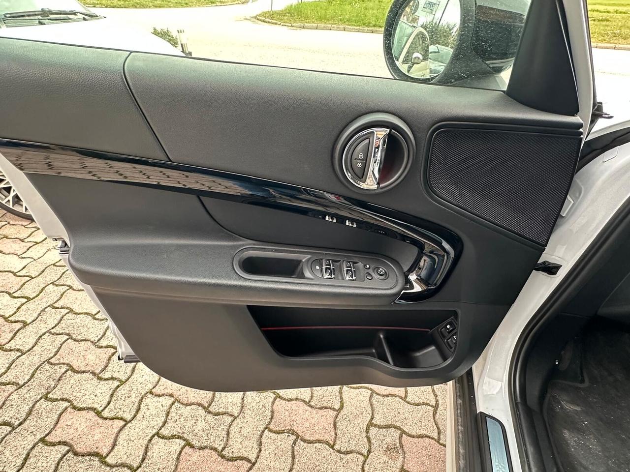 Mini Cooper S Countryman 1.5 SE Hype ALL4 Automatica