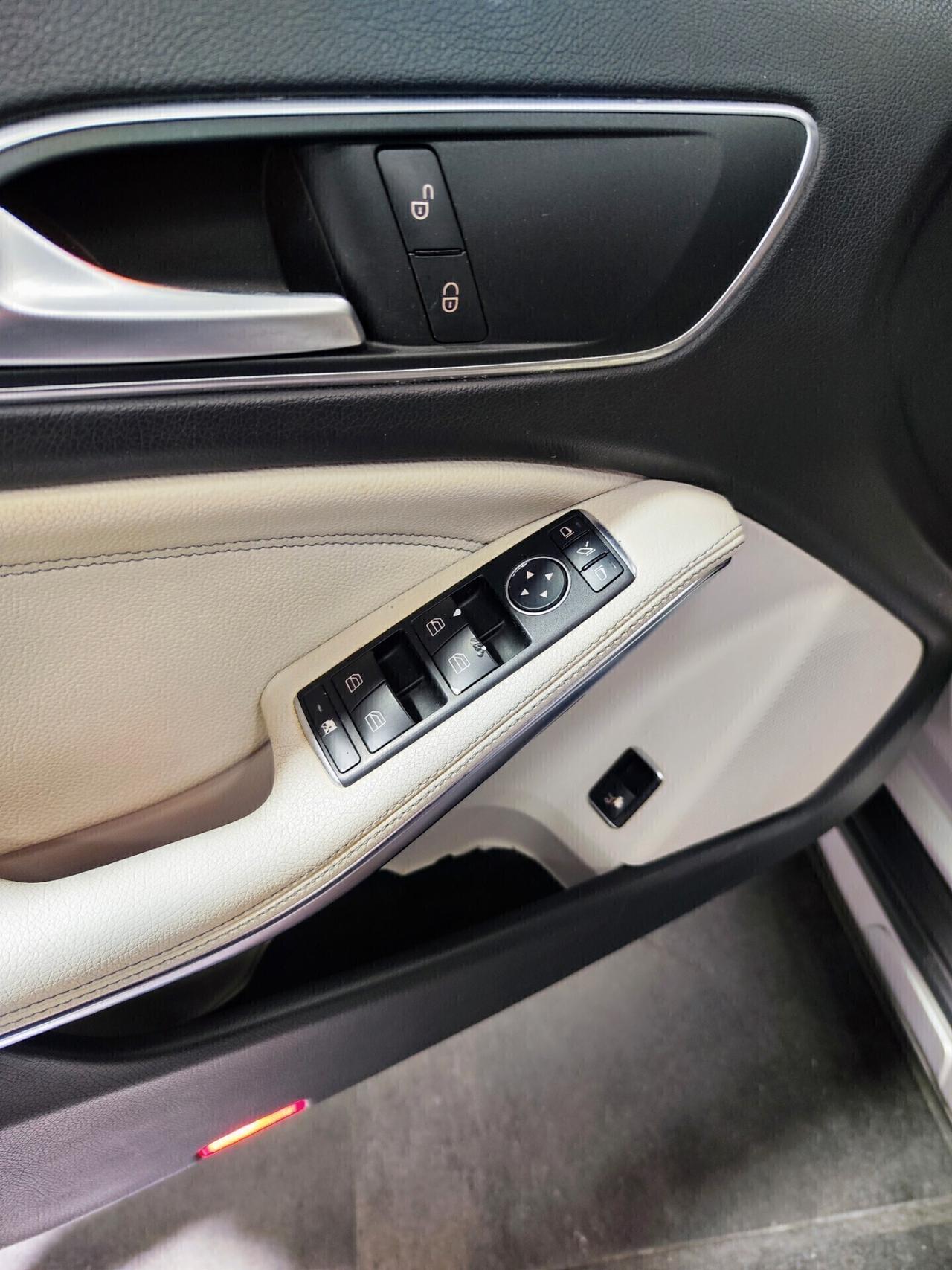 Mercedes-benz GLA 220 CDI Automatic 4Matic Premium Tetto