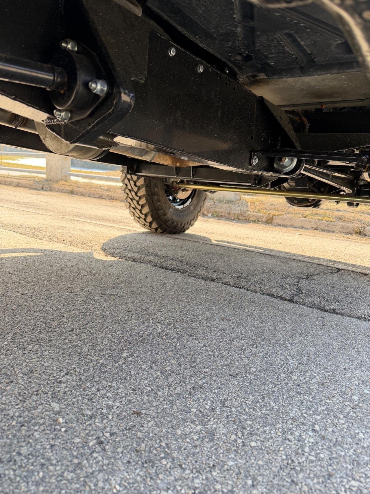 Land Rover Defender 90 2.4 TD4 Station Wagon SE