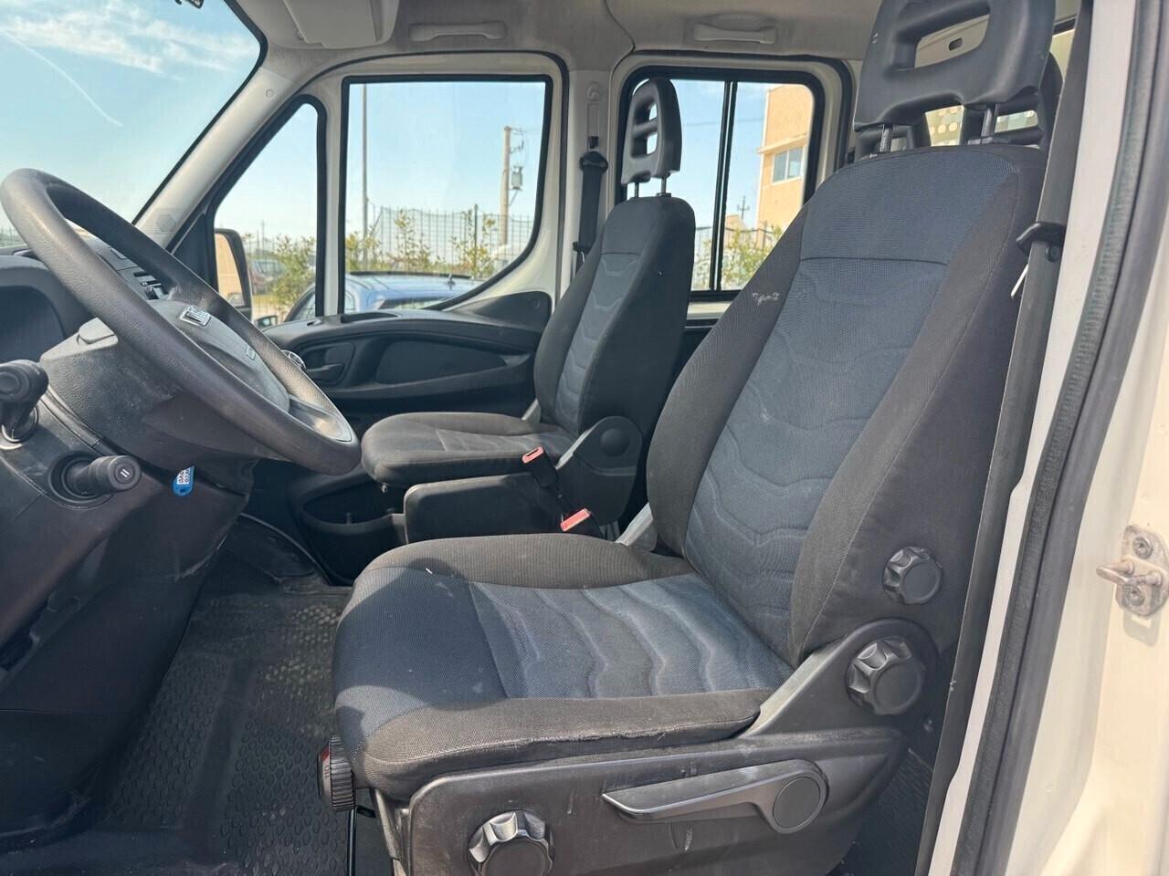 Iveco Daily 35C16 3.0 6 posti RIBALTABILE