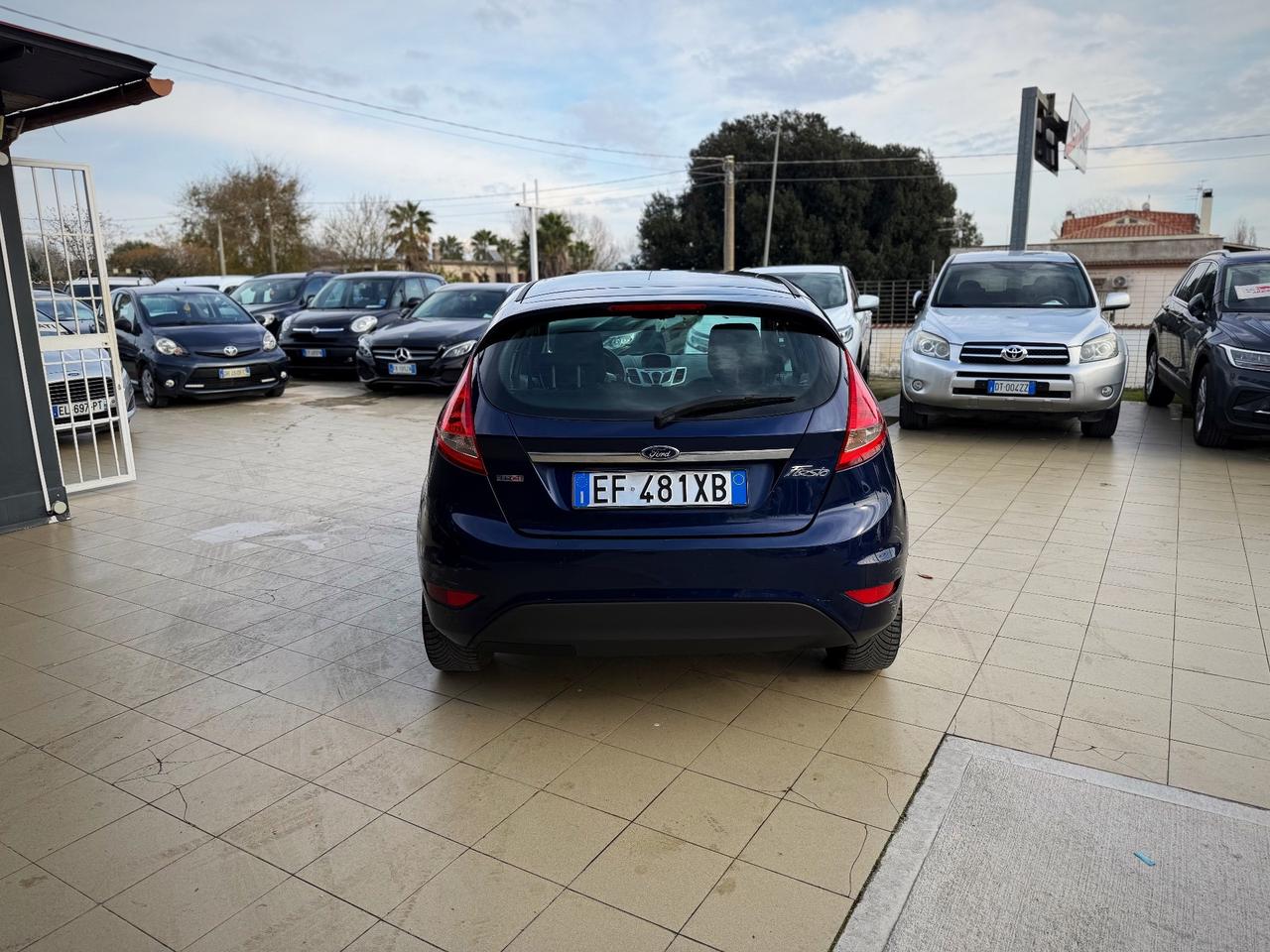 Ford Fiesta 1.4 TDCi 70CV 5 porte Titanium