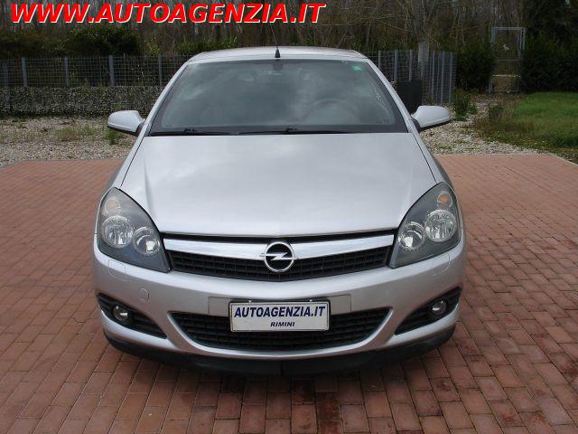 OPEL Astra 1.9 16V CDTI 150CV COUPE/CABRIOLET
