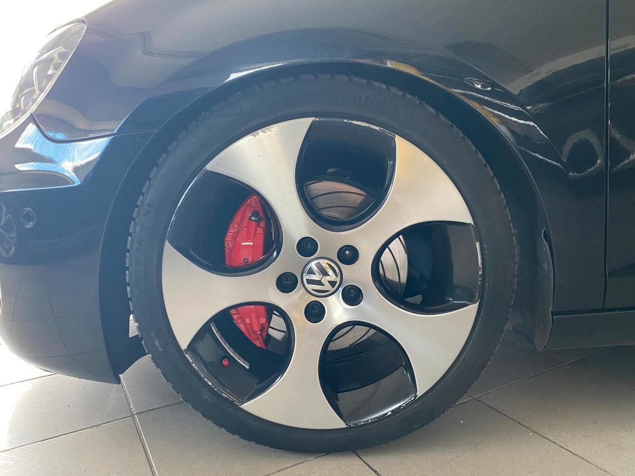 Volkswagen Golf GTI 2.0 TSI 3p.