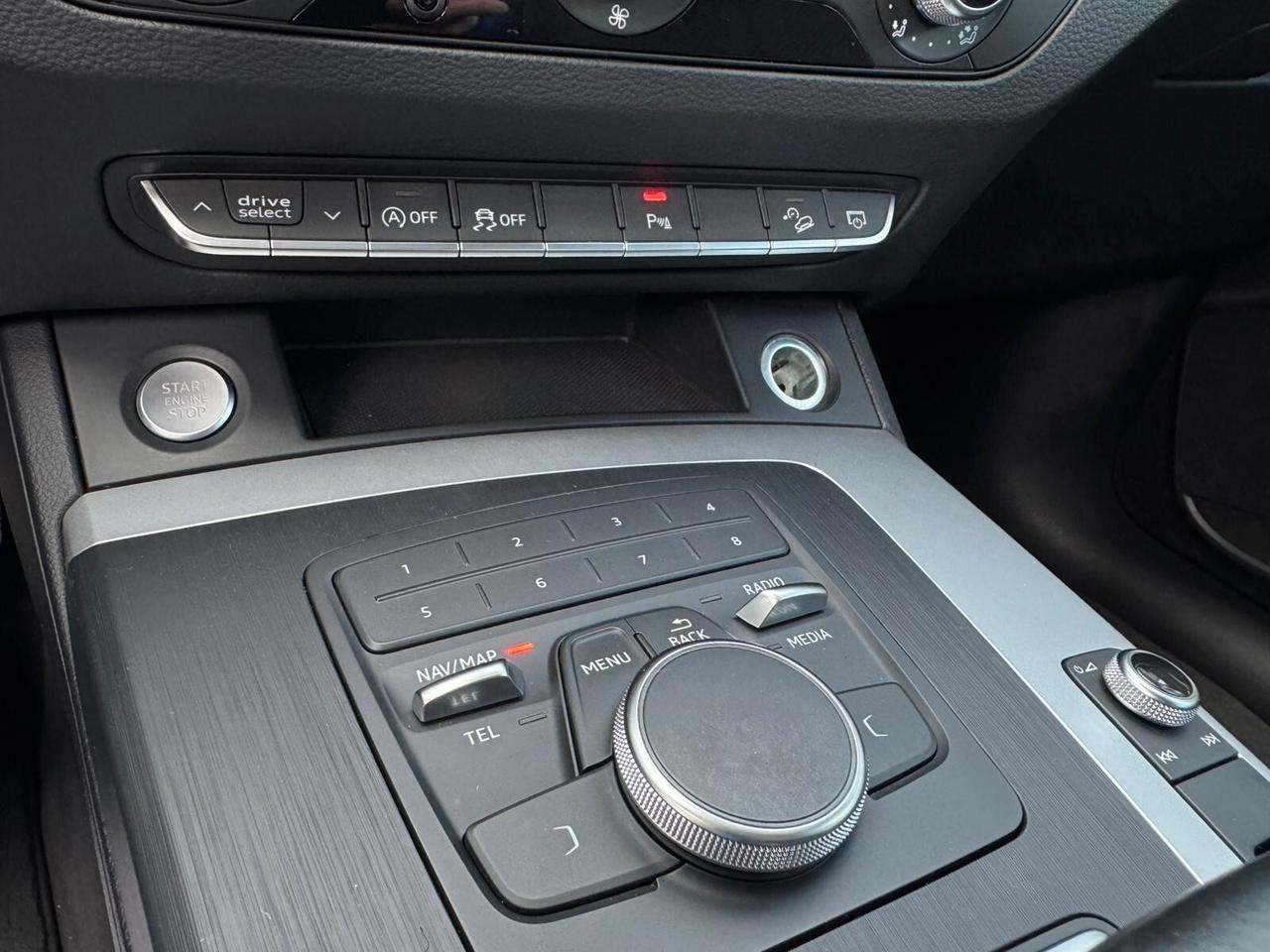 Audi Q5 2.0 TDI quattro S tronic Business