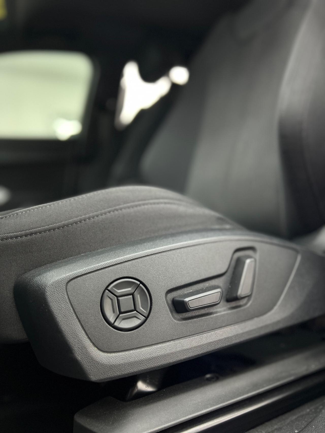 Audi Q3 35 TDI S tronic line edition