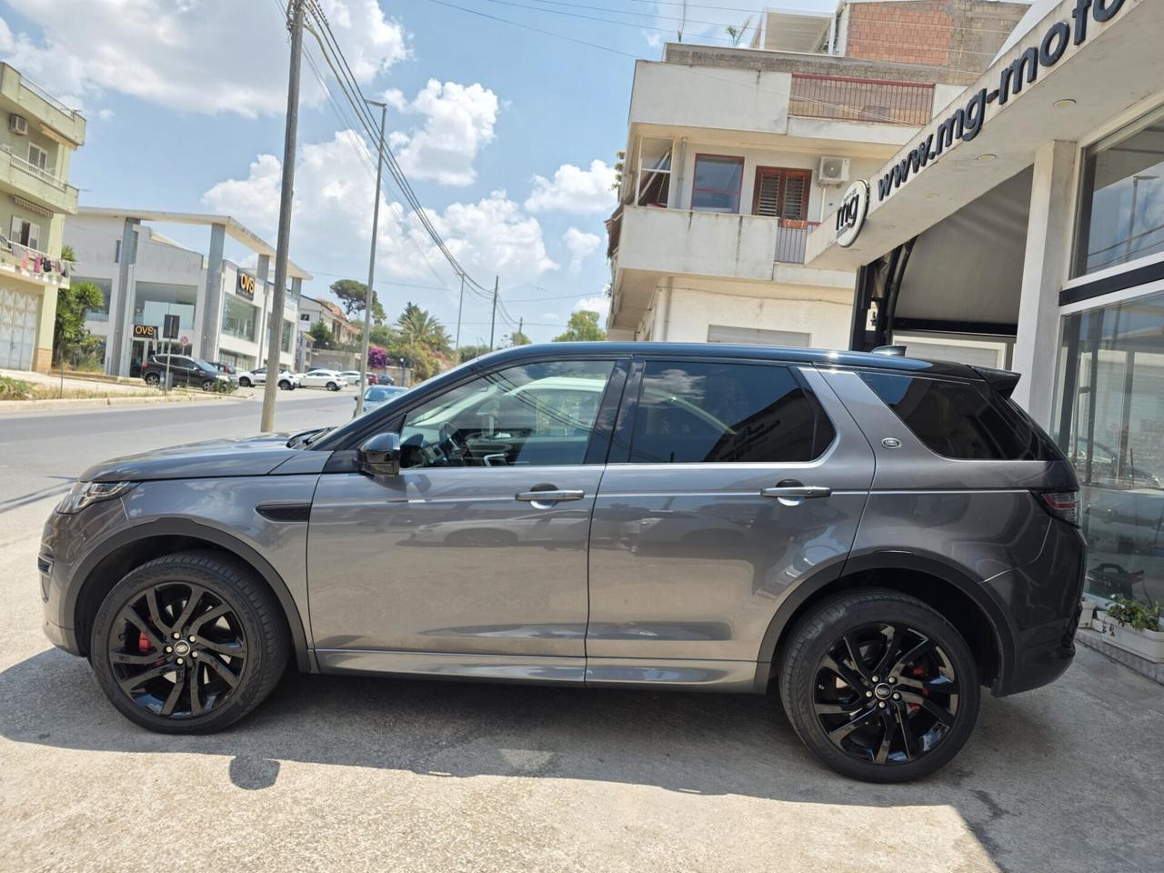Land Rover Discovery Sport 2.0 240 CV HSE R-Dynamic 7 posti