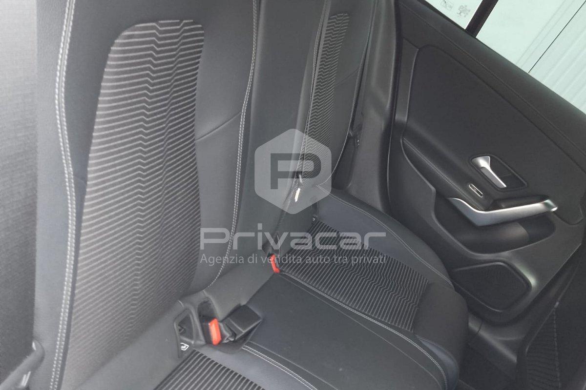 MERCEDES CLA 180 d Automatic Business