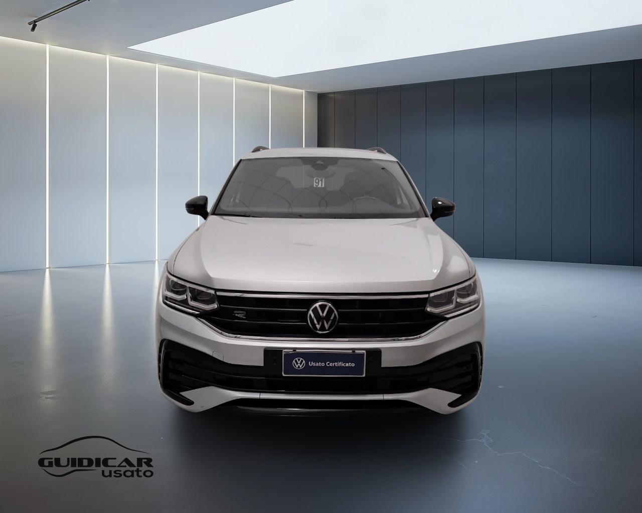 VOLKSWAGEN Tiguan II 2021 - Tiguan 2.0 tdi R-Line 150cv dsg