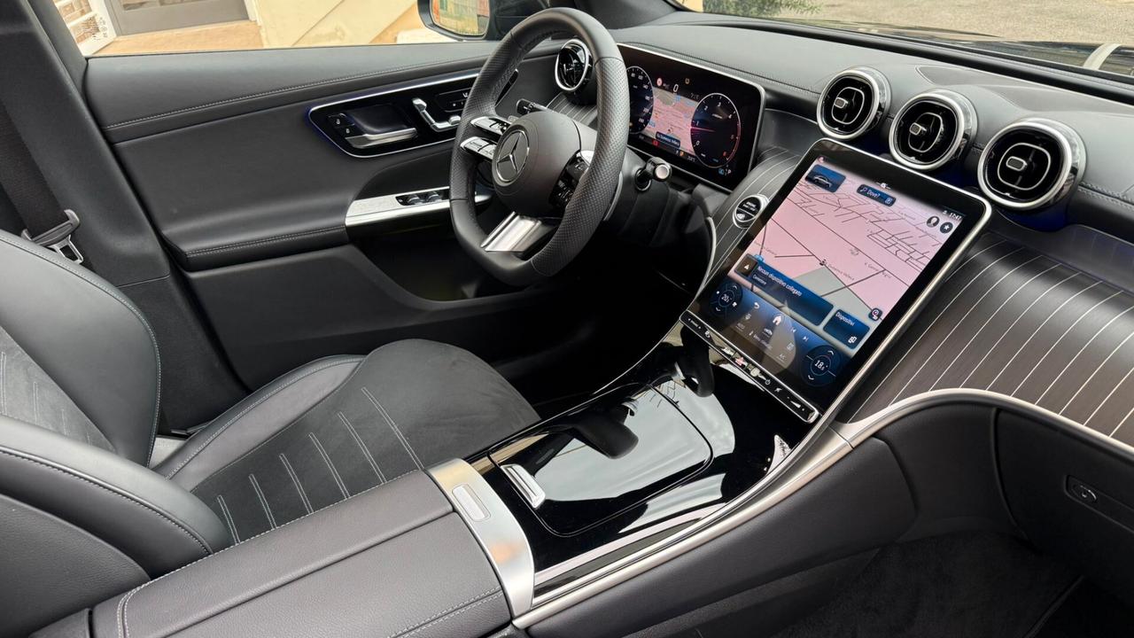 MERCEDES GLC 220d Coupé 2024 MILD HYBRID AMG LINE PREMIUM PLUS