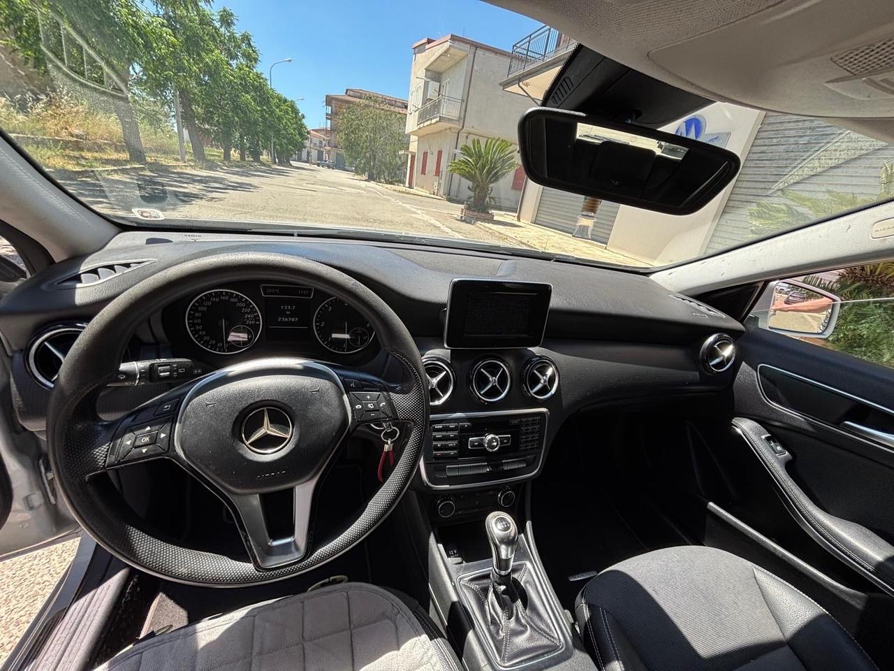 Mercedes-benz A 180 CDI Premium