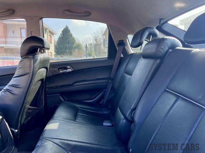 Ssangyong Actyon/Actyon Sport Actyon 2.0 XDi 4WD Style GOMME 4 STAGIONI - CATENA DI DISTR - LEGGERMENTE GRANDINATA - AUTOMATICO