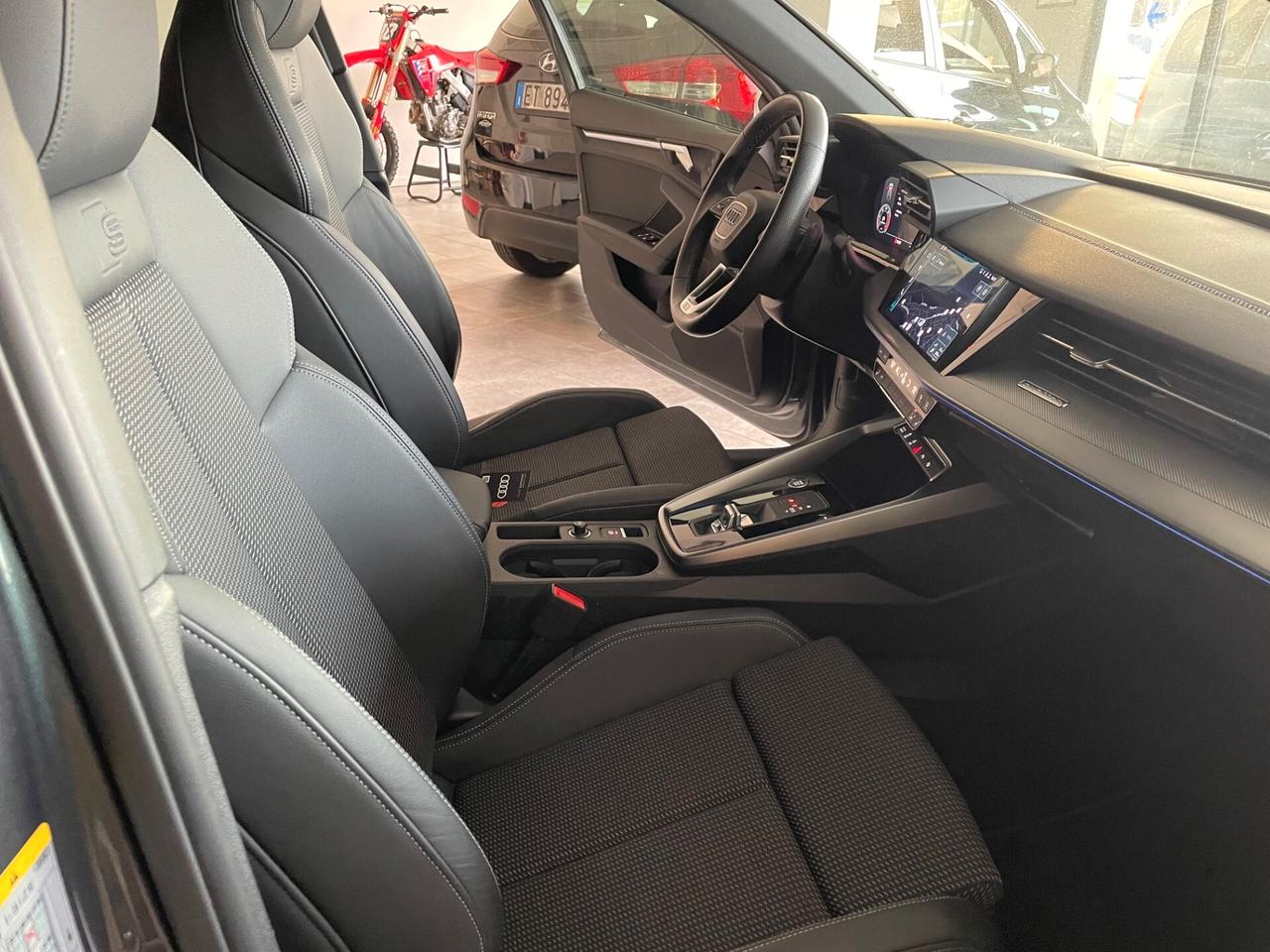 Audi A3 SPB 40 TDI quattro S tronic line edition