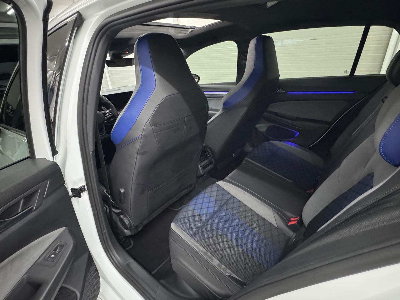 Volkswagen Golf 2.0 TSI DSG 4Motion R