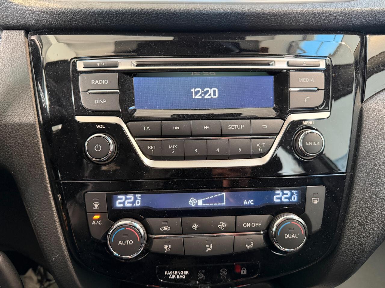 Nissan Qashqai II 1.6 dci Visia 2wd 130cv xtronic E6