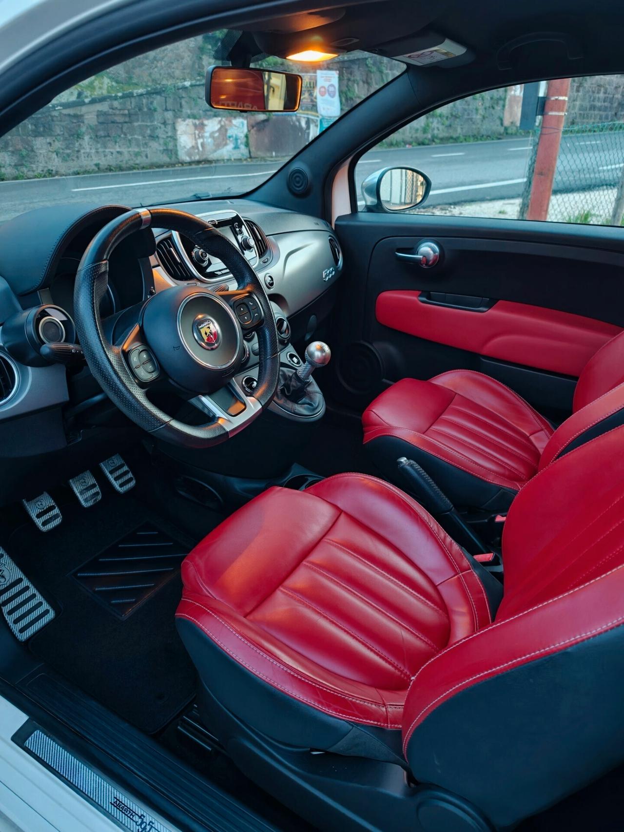 Abarth 595 1.4 Turbo T-Jet 165 CV Turismo