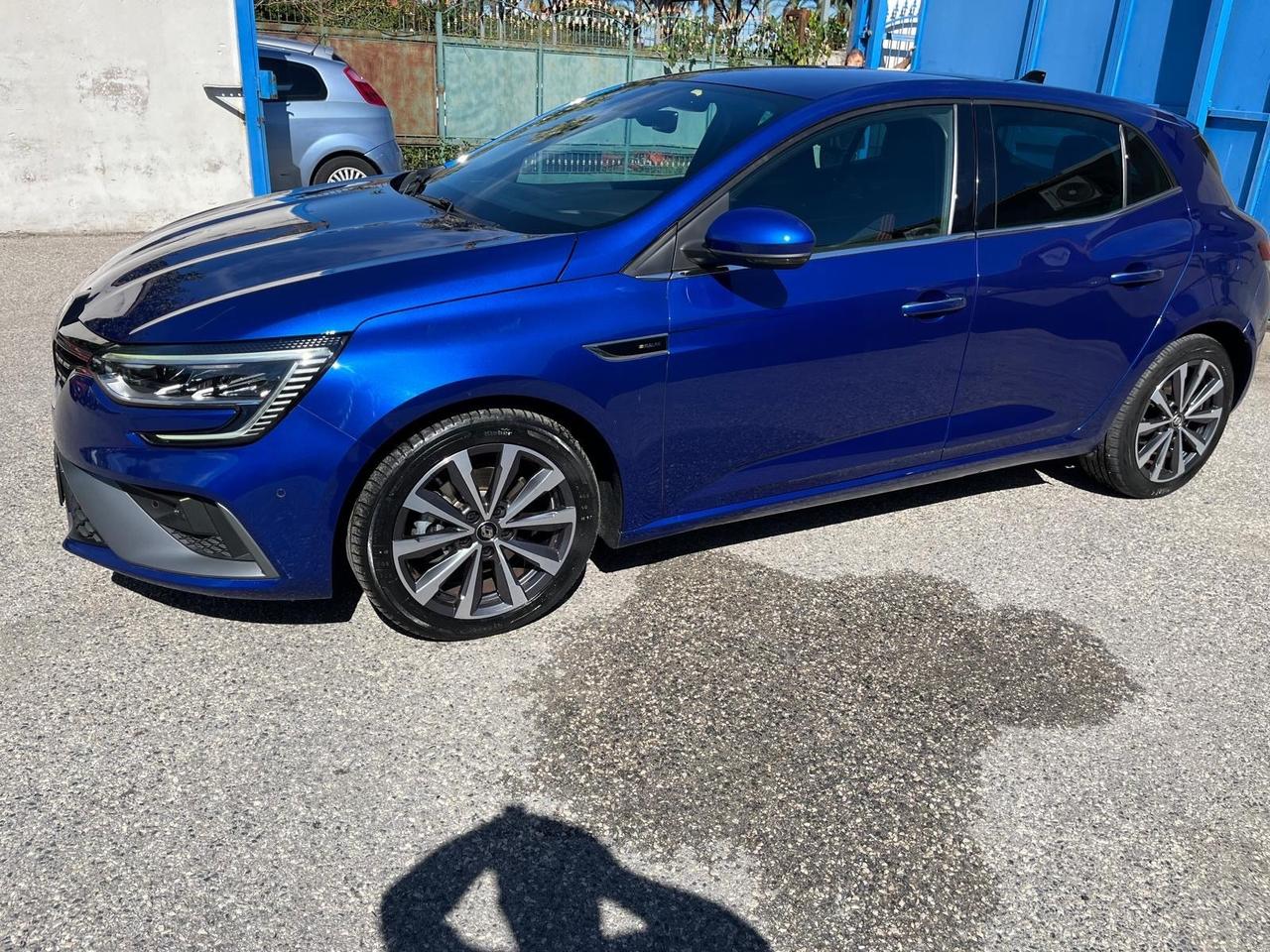 Renault megane-1.6 hybr. plug-in rs-line/aut.-2021