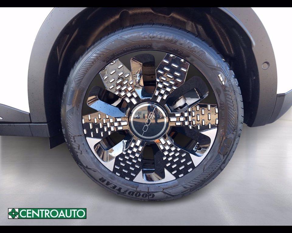 FIAT 600 1.2 hybrid La Prima 110cv auto del 2026