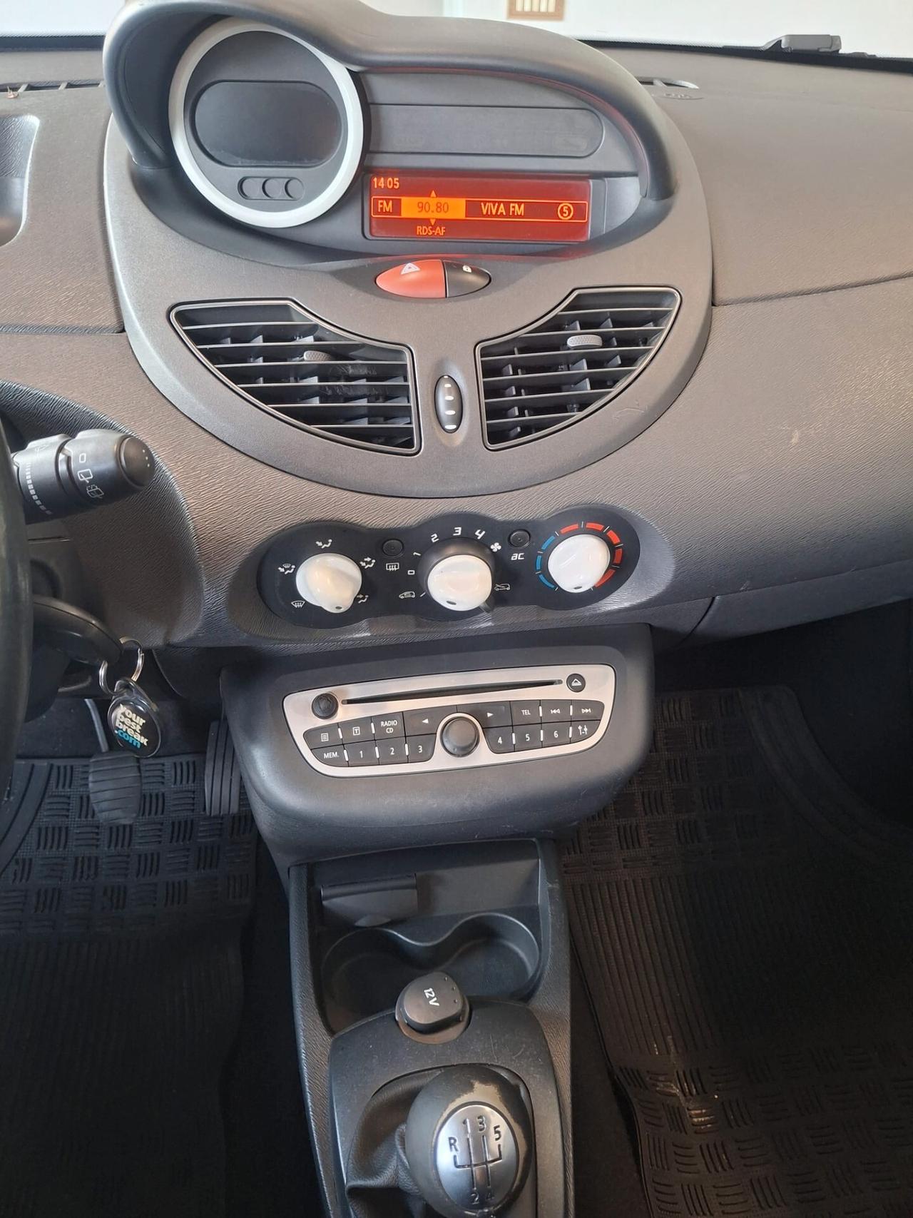 Renault Twingo 1.2 lev *NEOPATENTATI