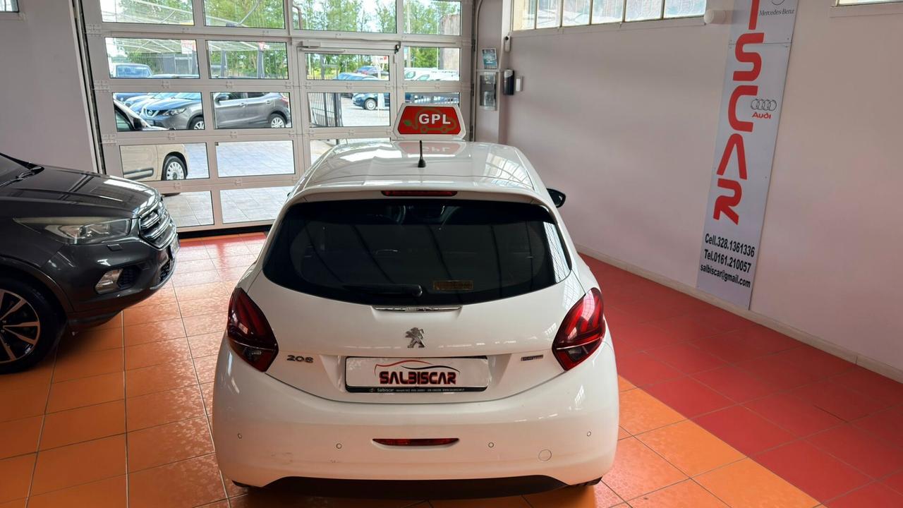 Peugeot 208 PureTech 82 3p. GPL Allure
